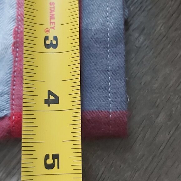 Calvin Klein Jeans Boys Size 8 (S) Red/White/Gray Plaid Button Down Shirt - Picture 9 of 10